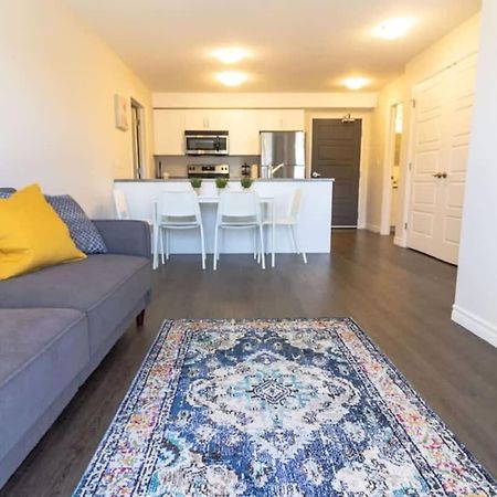 Newly Renovated Modern Condo Near Hospital, Unb Patio & Parking Coffee Saint-Jean Extérieur photo